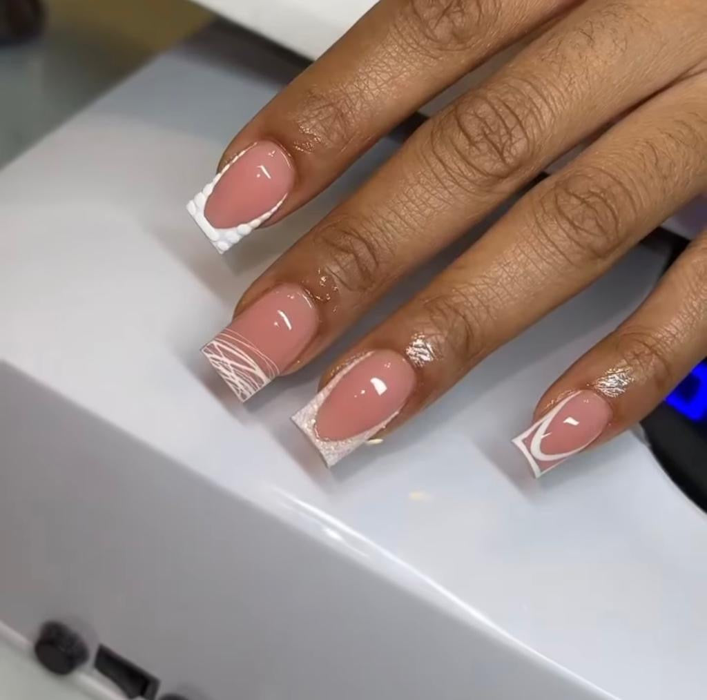 Press on nails